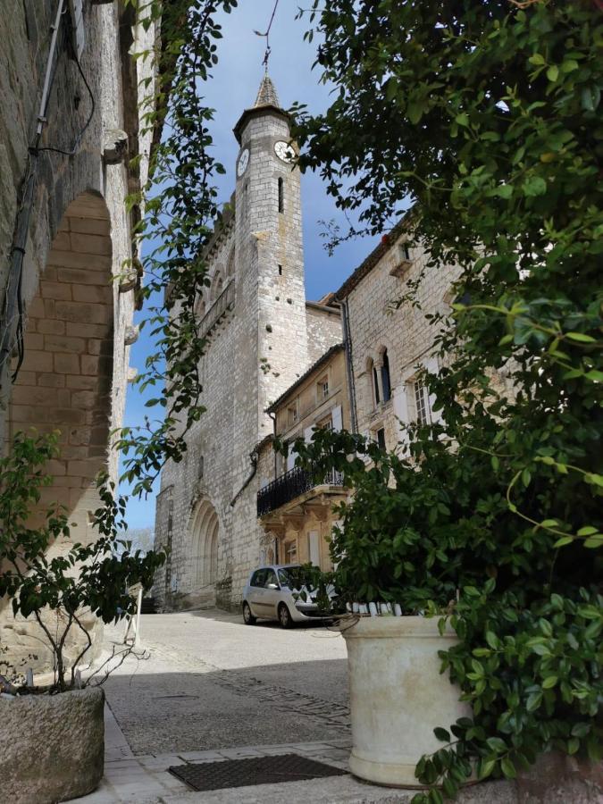 Maison De Charme Spacieuse, Terrasse Et Vue Sur La Place Monflanquin Εξωτερικό φωτογραφία