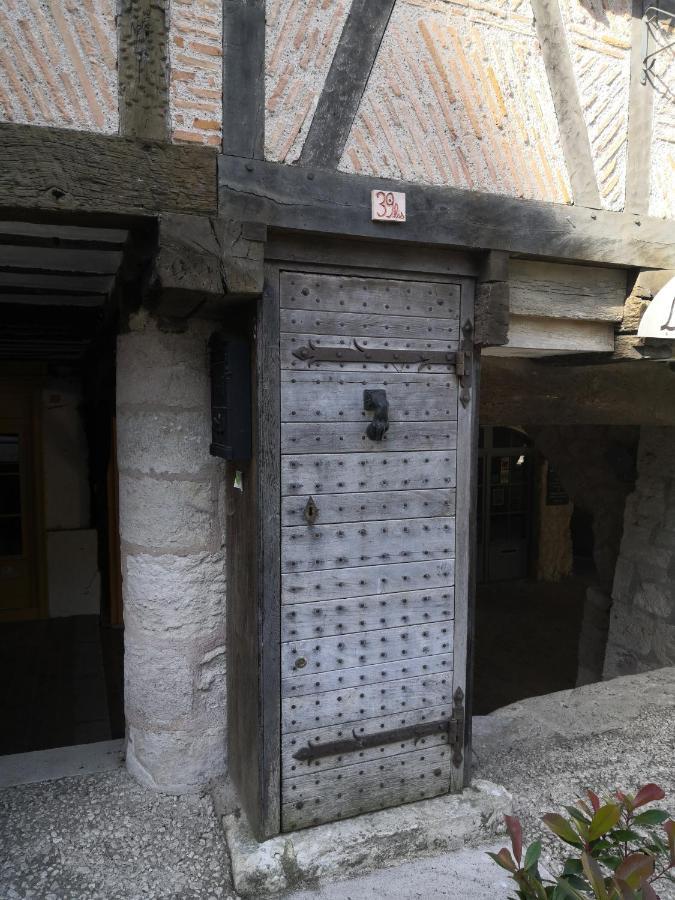 Maison De Charme Spacieuse, Terrasse Et Vue Sur La Place Monflanquin Εξωτερικό φωτογραφία
